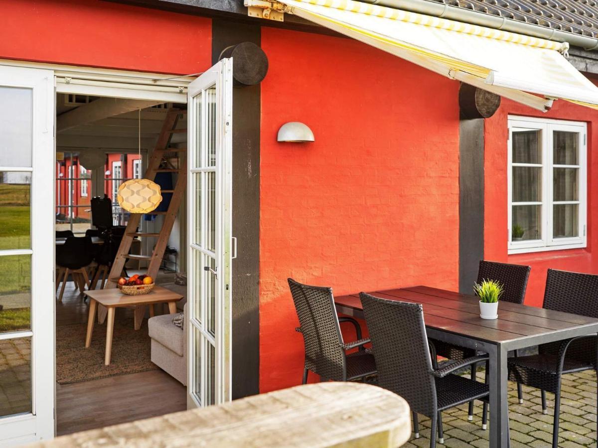 5 Person Holiday Home In AÅkirkeby Exterior foto